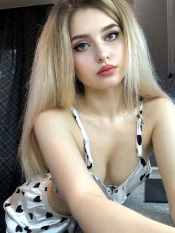 Проститутка Хана